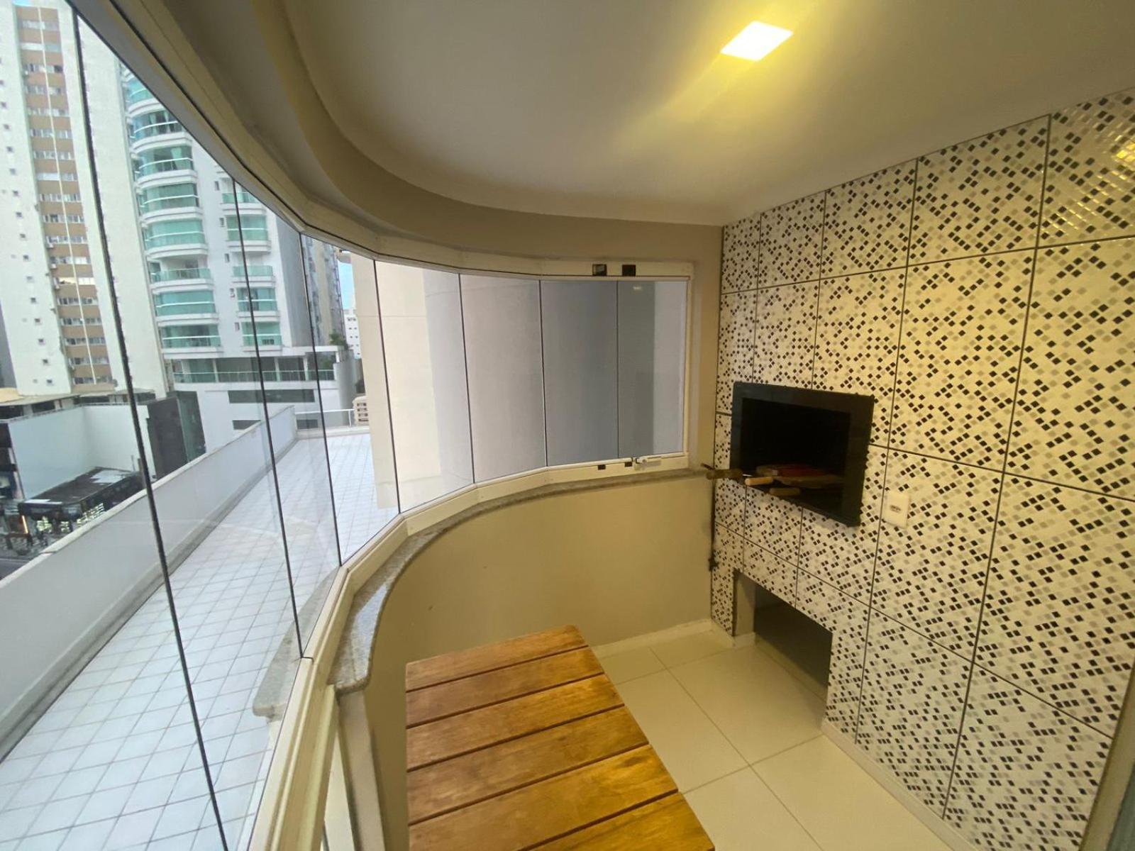 Apartamento Av. Brasil Frente Sh. Atlantico Balneário Camboriú エクステリア 写真